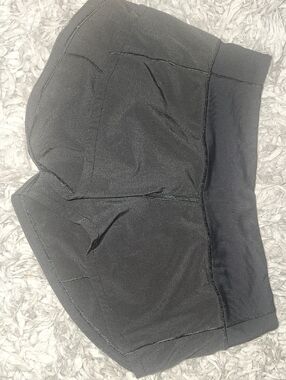 Lululemon Speed Up Short *2.5"Black Size 2